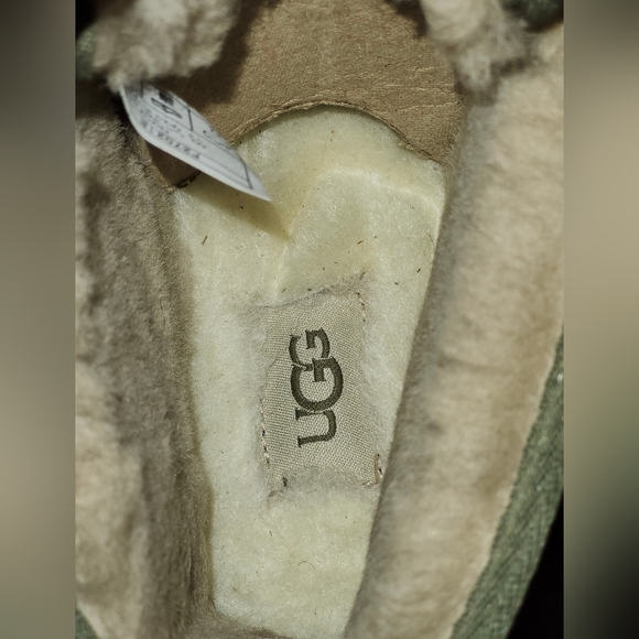 UGG Men Neumel Suede Boots NIB - Picture 6 of 9